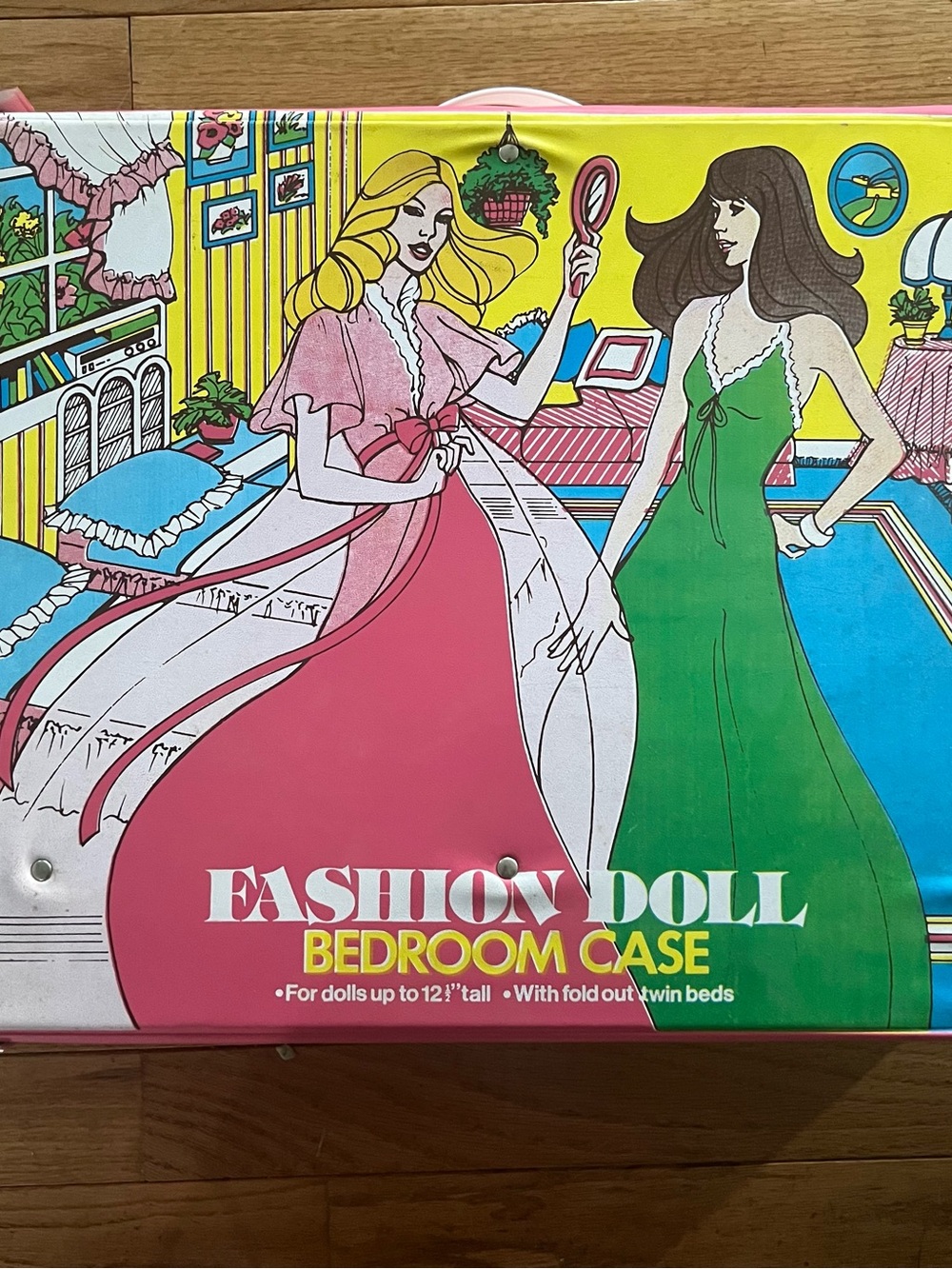 Vintage Retro Barbie Fashion Doll Bedroom Case
